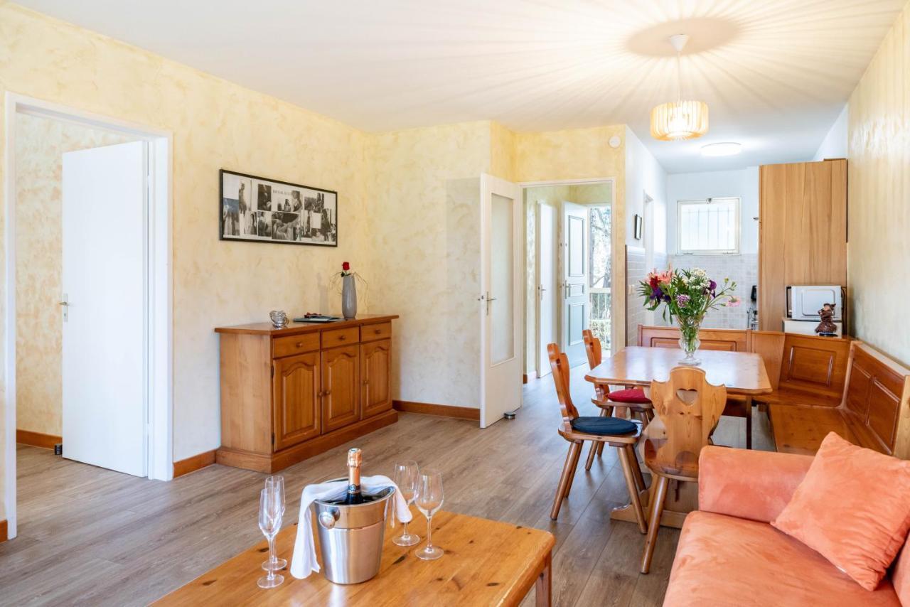 Spacious Apartment At A 5 Min Walk From The Beach Антиб Екстериор снимка