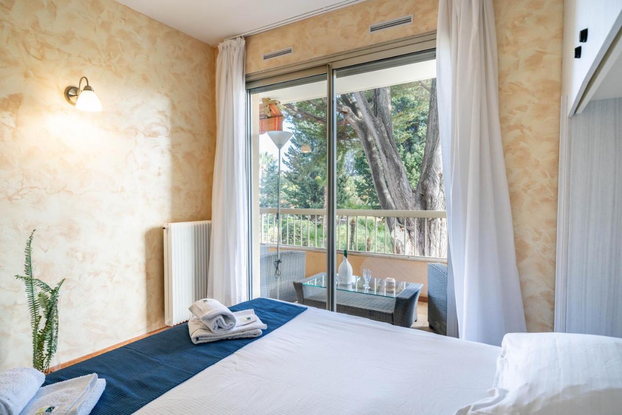 Spacious Apartment At A 5 Min Walk From The Beach Антиб Екстериор снимка